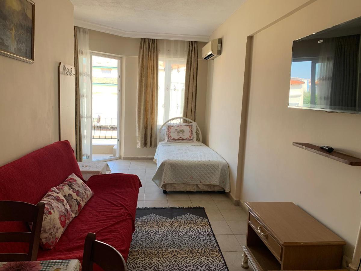 Cizmeci Apart Hotel Çeşme Exterior foto